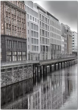 Poster mit Häuserfassade am Fleet in Hamburg in einer surrealen Stimmung