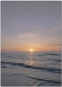 Poster mit untergehender Sonne über dem Meer