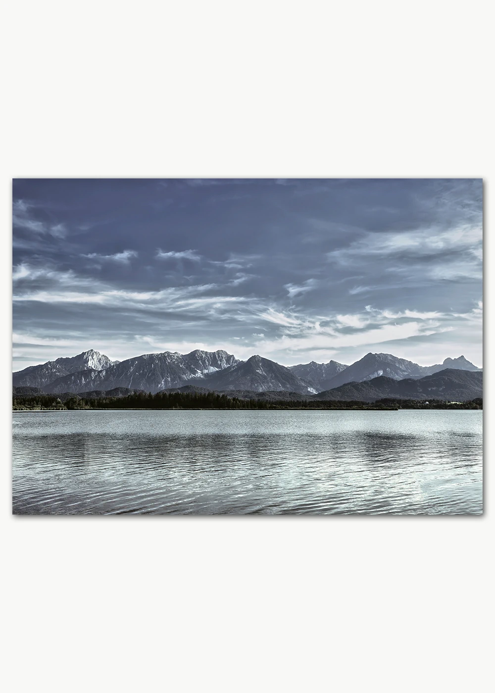 Poster mit spektakulärem Blick über den Hopfensee auf die Allgäuer Alpen Poster mit spektakulärem Blick über den Hopfensee auf die Allgäuer Alpen