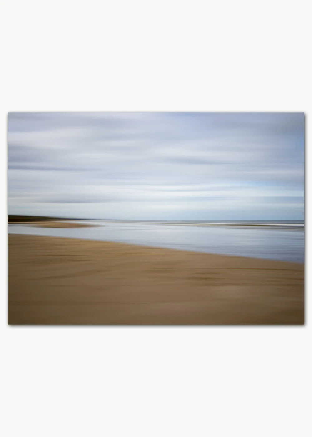 Poster mit Blick auf Strand, Meer und Himmel, abstrakt dargestellt