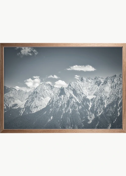 Poster mit Blick auf das Karwendelgebirge mit einem Eiche-Rahmen