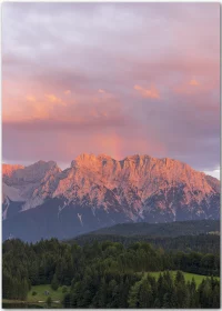 Poster mit farbenprächtigem Sonnenuntergang über dem Karwendelgebirge
