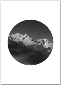 Poster mit stylisher Abbildung von Berggipfeln in Schwarz-Weiß in einem Kreis