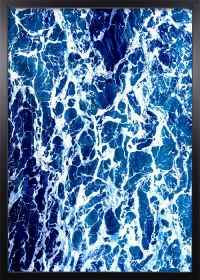 Das Meer aus der Vogelperspektive, Poster, Rahmen Schwarz.