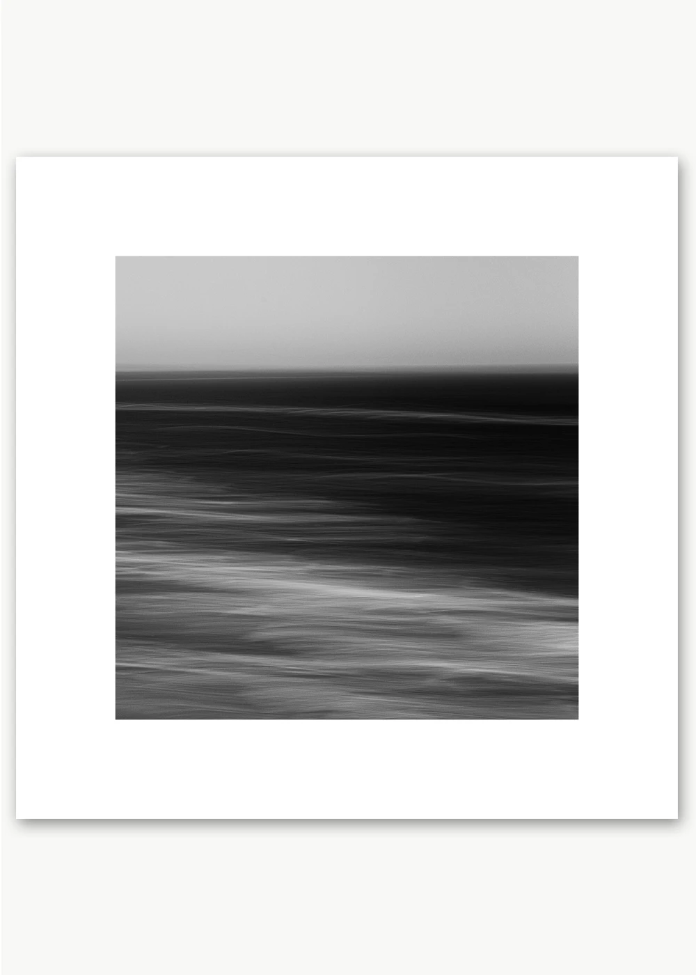 Mystic Seascapes 4, reduzierte Küsten-Fotografie in Schwarz-Weiss, Fine-Art-Print auf Hahnemühle Papier Mystic Seascapes 4, reduzierte Küsten-Fotografie in Schwarz-Weiss, Fine-Art-Print auf Hahnemühle Papier