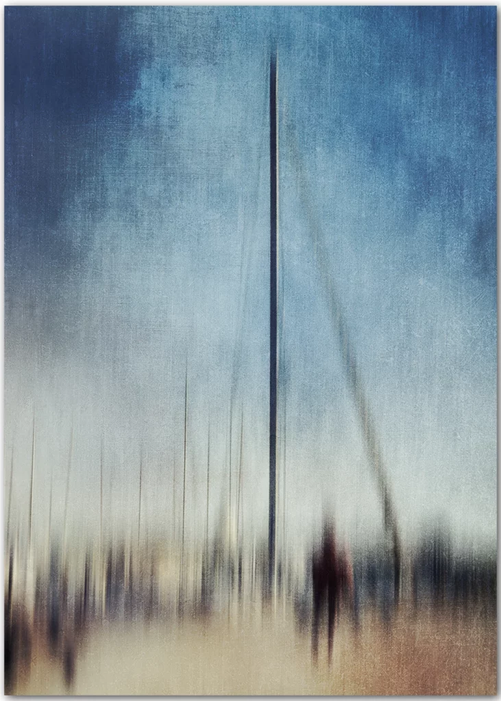 Impressionistische Fotografie mit Booten im Hafen als Gallery-Print.