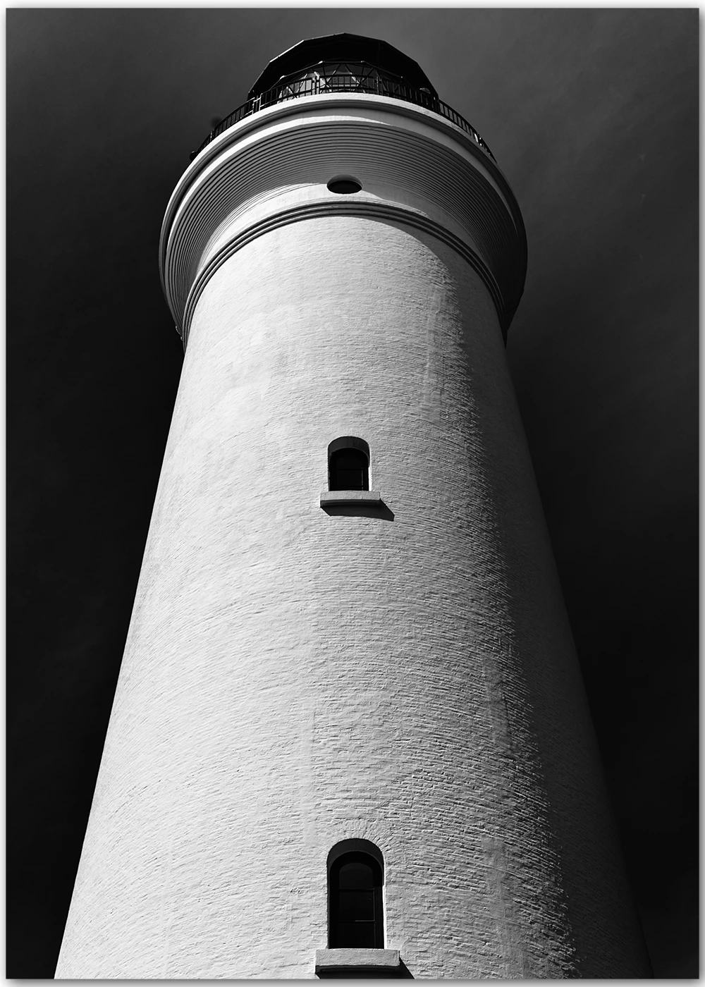 Fine-Art-Fotografie eines Leuchtturms in Schwarz-Weiß als Gallery-Print Fine-Art-Fotografie eines Leuchtturms in Schwarz-Weiß als Gallery-Print