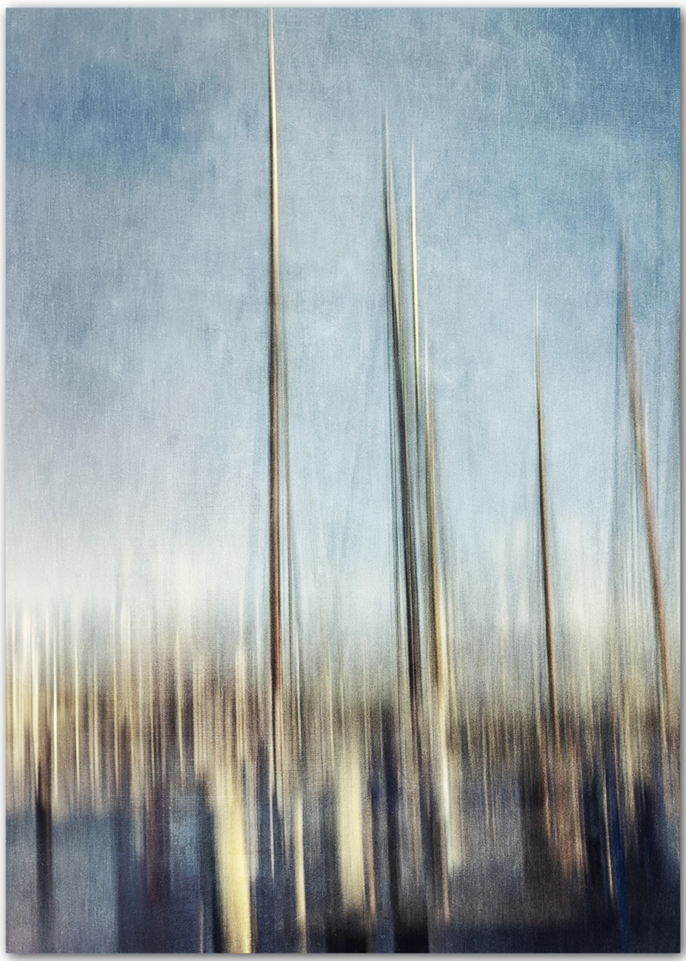 Impressionistische Fotografie mit Bootsmasten im Hafen. Impressionistische Fotografie mit Bootsmasten im Hafen.