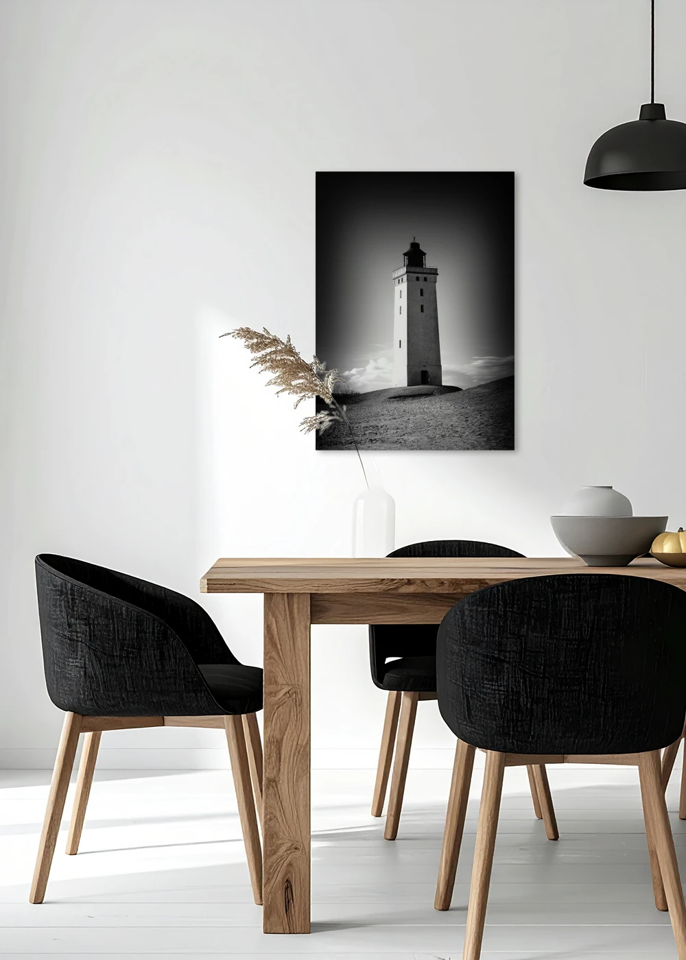 Inspiration Esszimmer: Reduzierte Leuchtturm-Fotografie in Schwarz-Weiß als Gallery-Print Inspiration Esszimmer: Reduzierte Leuchtturm-Fotografie in Schwarz-Weiß als Gallery-Print