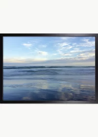 Blue Seascapes 2, künstlerische Meeresfotografie, als hochwertiges Poster, Rahmen Schwarz Blue Seascapes 2, künstlerische Meeresfotografie,als hochwertiges Poster, Rahmen Schwarz