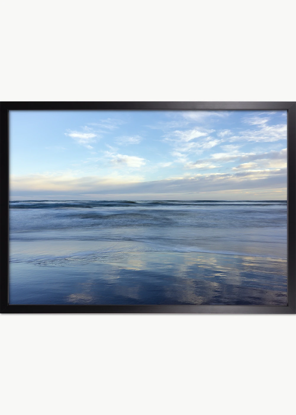 Blue Seascapes 2, künstlerische Meeresfotografie, als hochwertiges Poster, Rahmen Schwarz Blue Seascapes 2, künstlerische Meeresfotografie,als hochwertiges Poster, Rahmen Schwarz